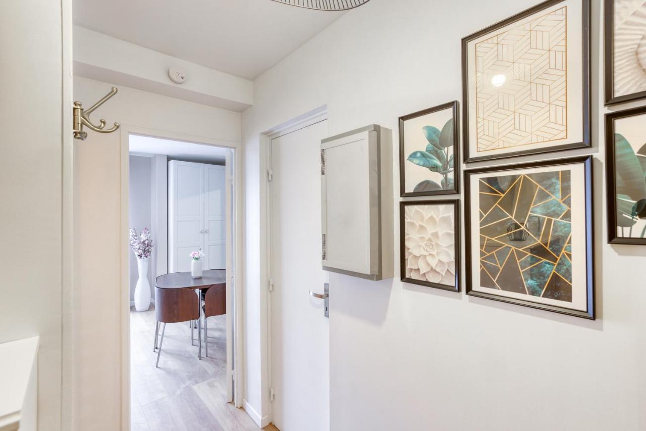 Studio Hotel - Lit King Size - Parking - Wifi - Proche Cdg Livry-Gargan Buitenkant foto
