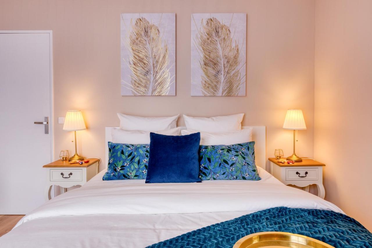 Studio Hotel - Lit King Size - Parking - Wifi - Proche Cdg Livry-Gargan Buitenkant foto